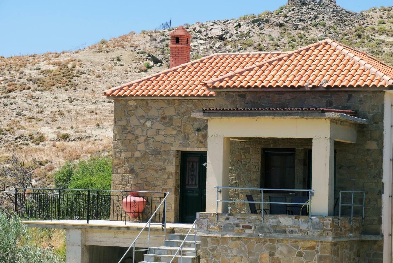 Vila Stone House Of Panos Kornos Exteriér fotografie