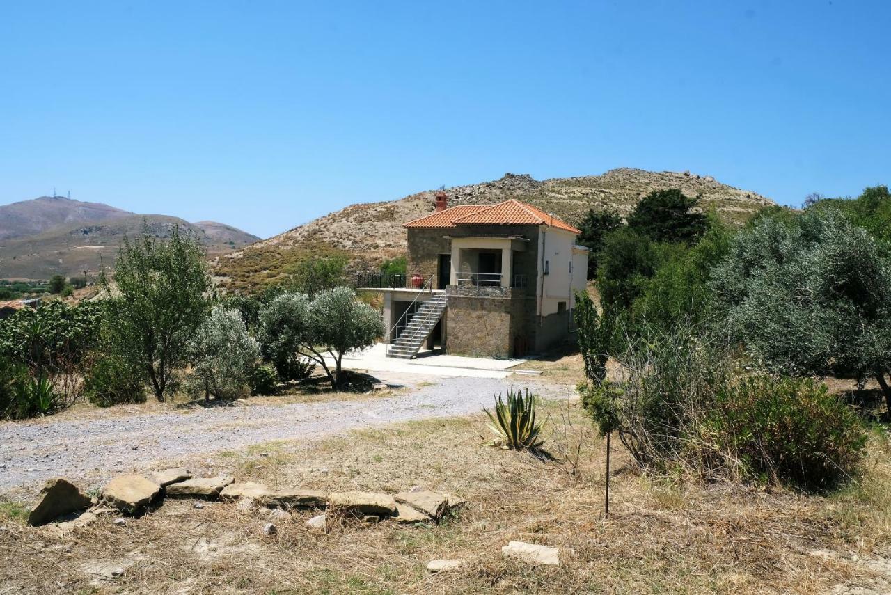 Vila Stone House Of Panos Kornos Exteriér fotografie
