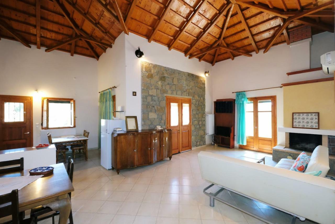 Vila Stone House Of Panos Kornos Exteriér fotografie