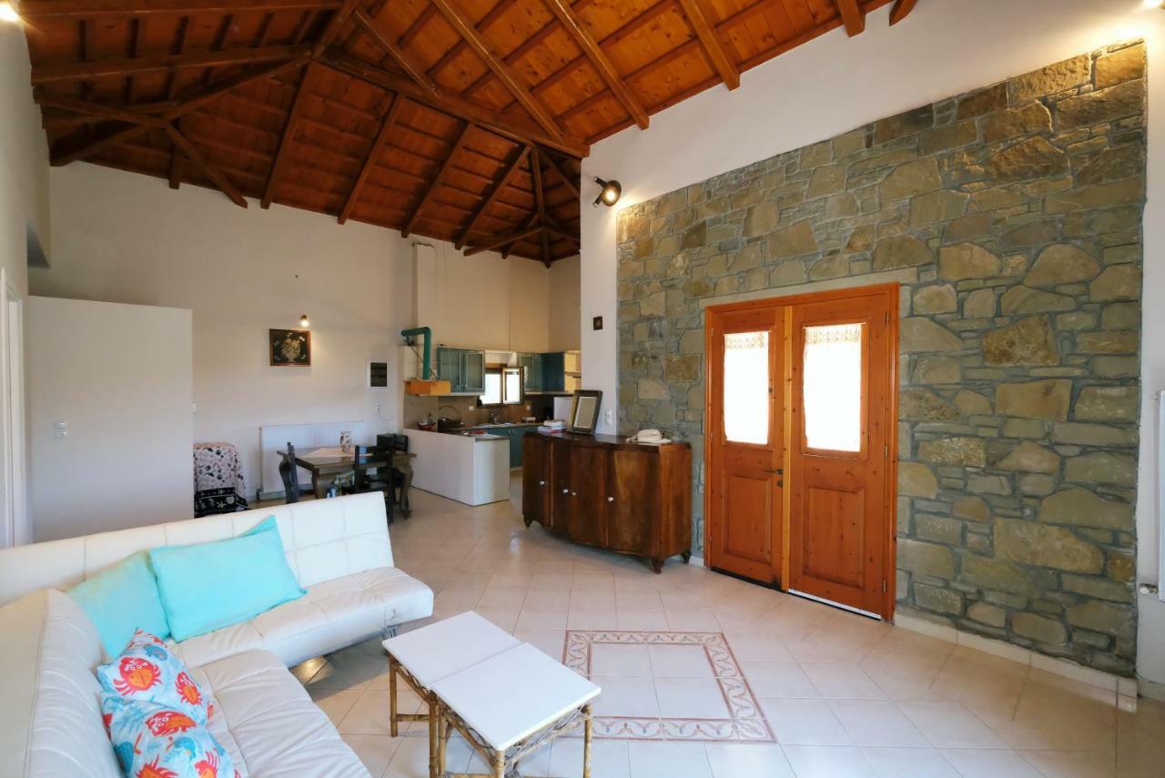 Vila Stone House Of Panos Kornos Exteriér fotografie
